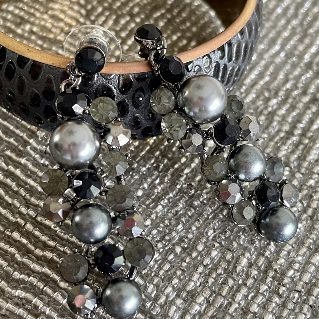 Glam Gunmetal & Rhinestone Pierced Earrings